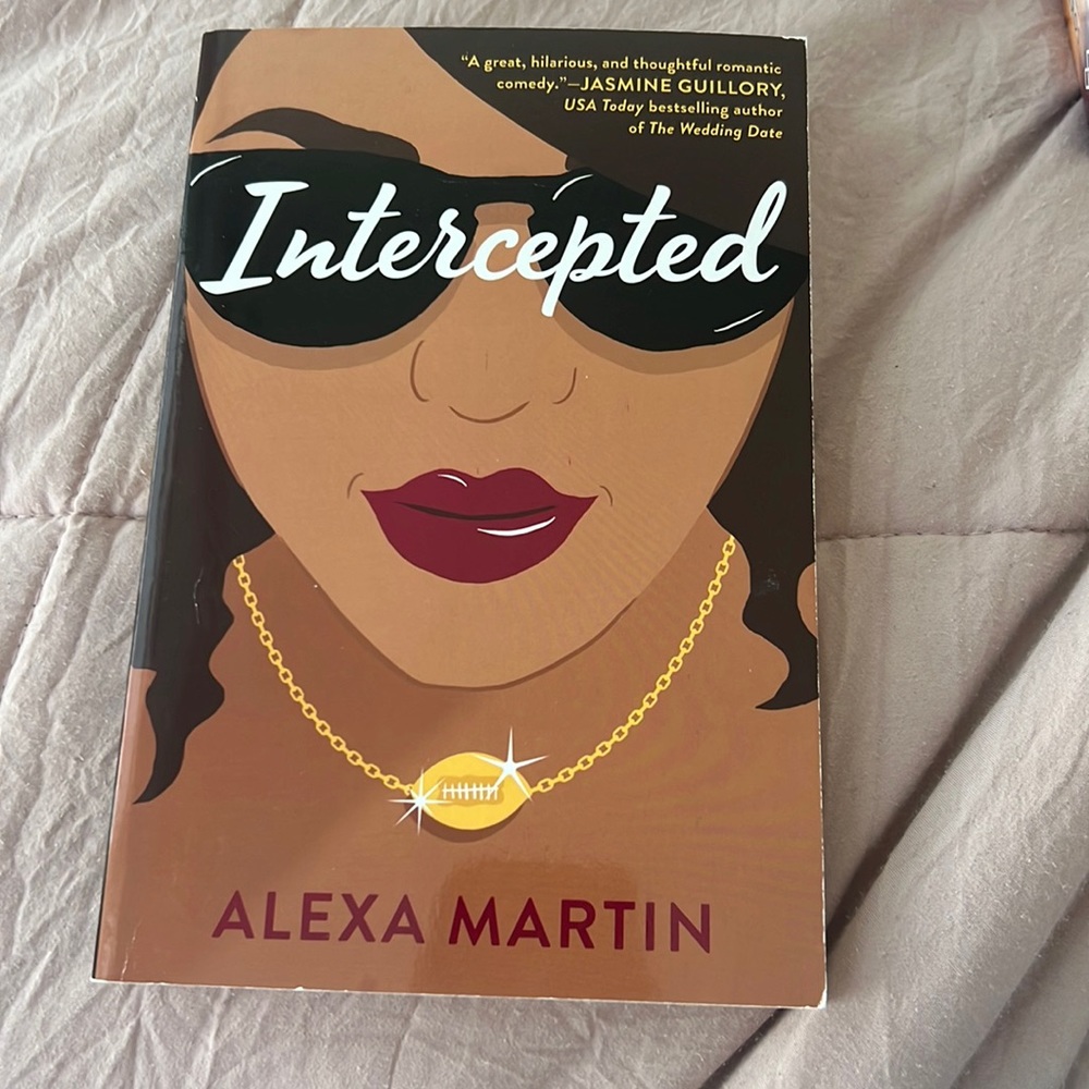 📕INTERCEPTED BY ALEXA MARTIN📕